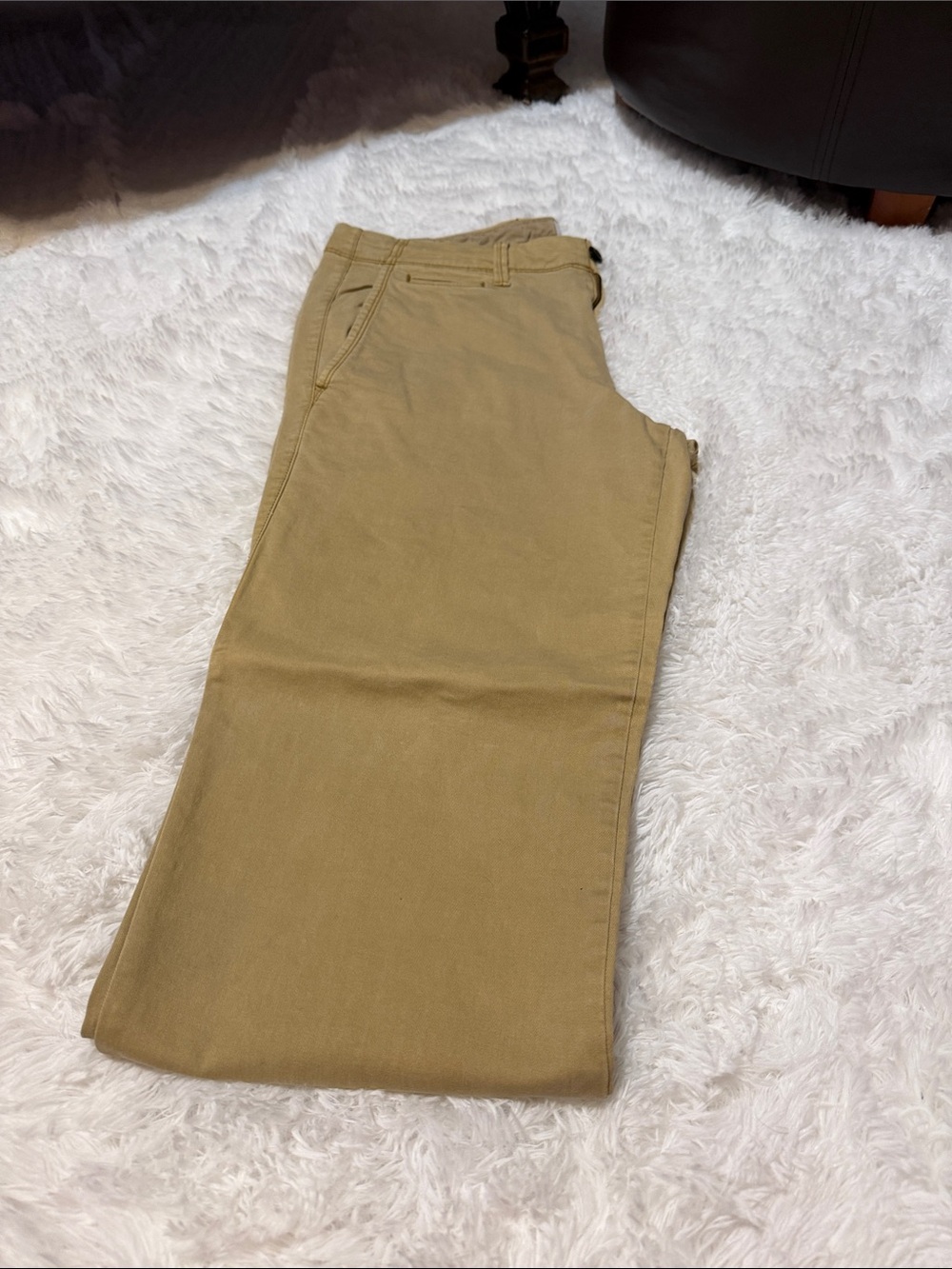 GAP Men's Chinos in Khaki Tan